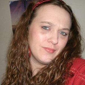 Meet your Posher, Rolanda